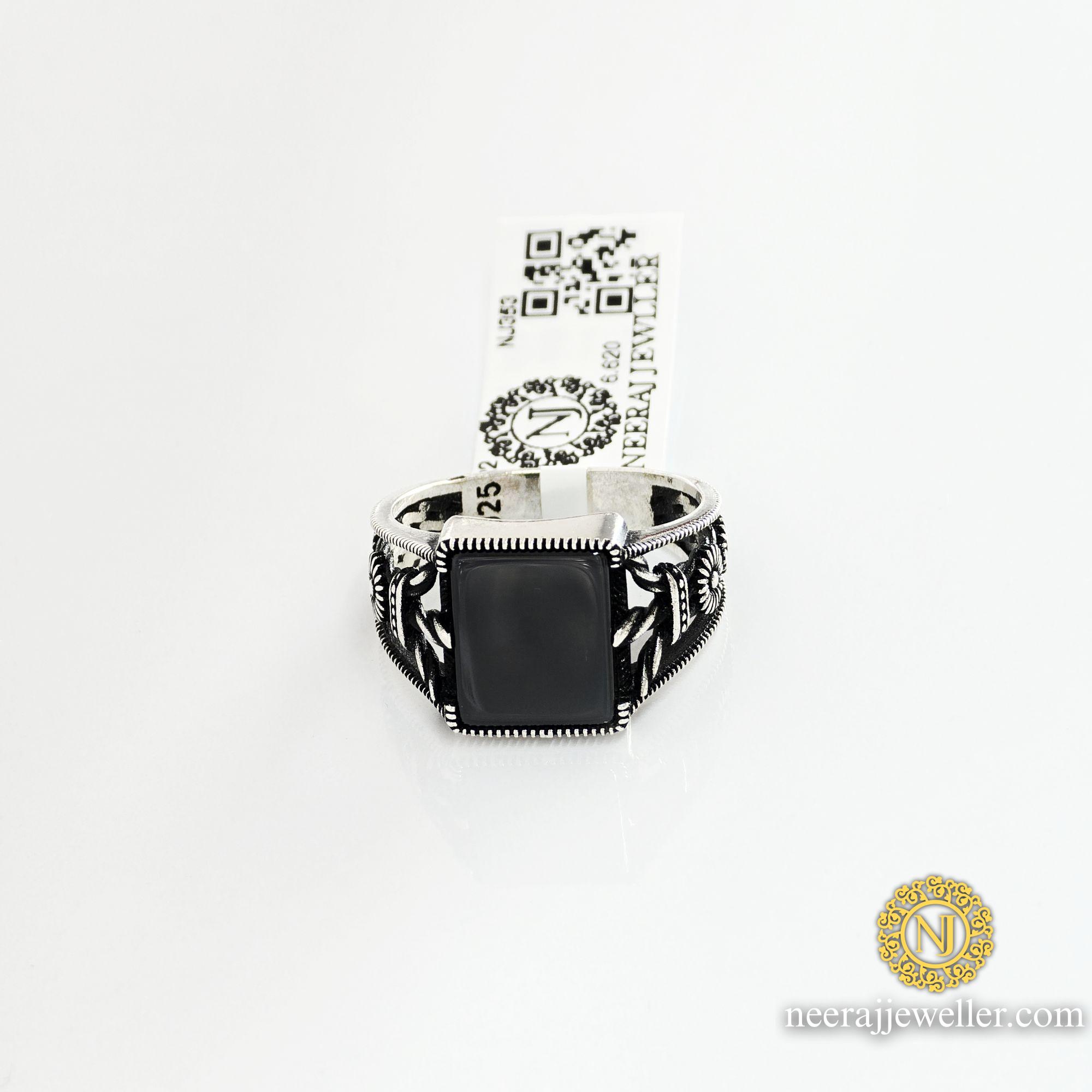 10001344541198236445729647618 silver ring for men  black stone 925