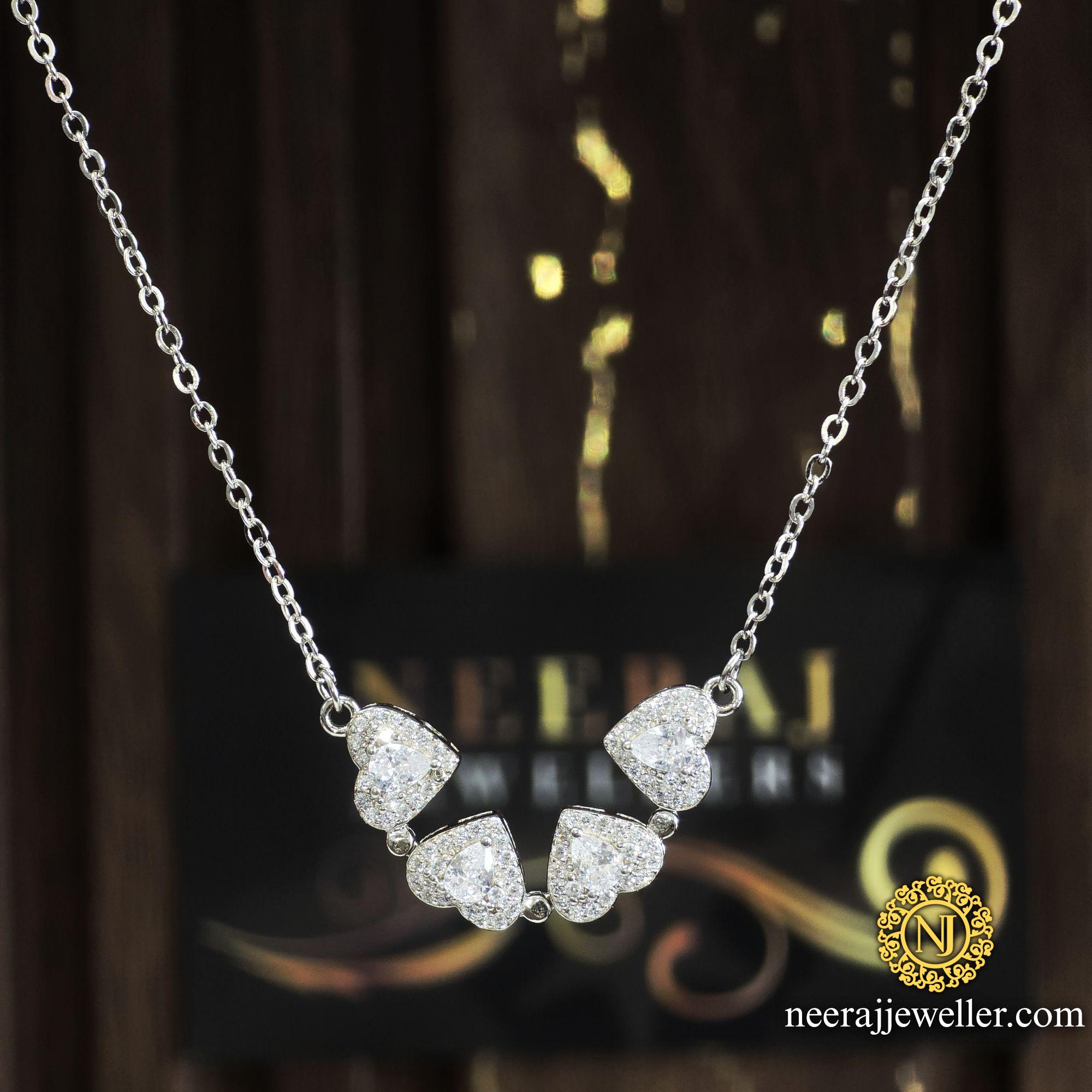 wp-17448214110607753788099598183024-1 SILVER MS PENDAT THREE HEART